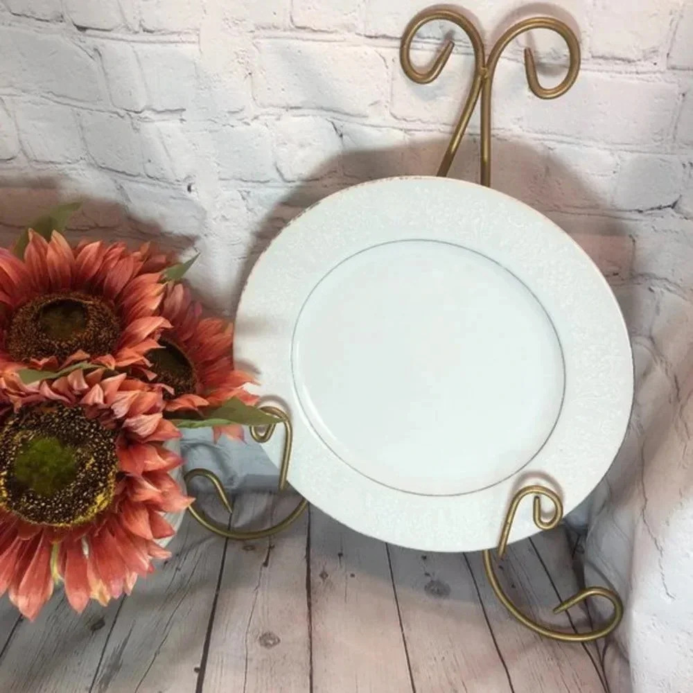 Crown Victoria fine china vintage dinnerware lovelace